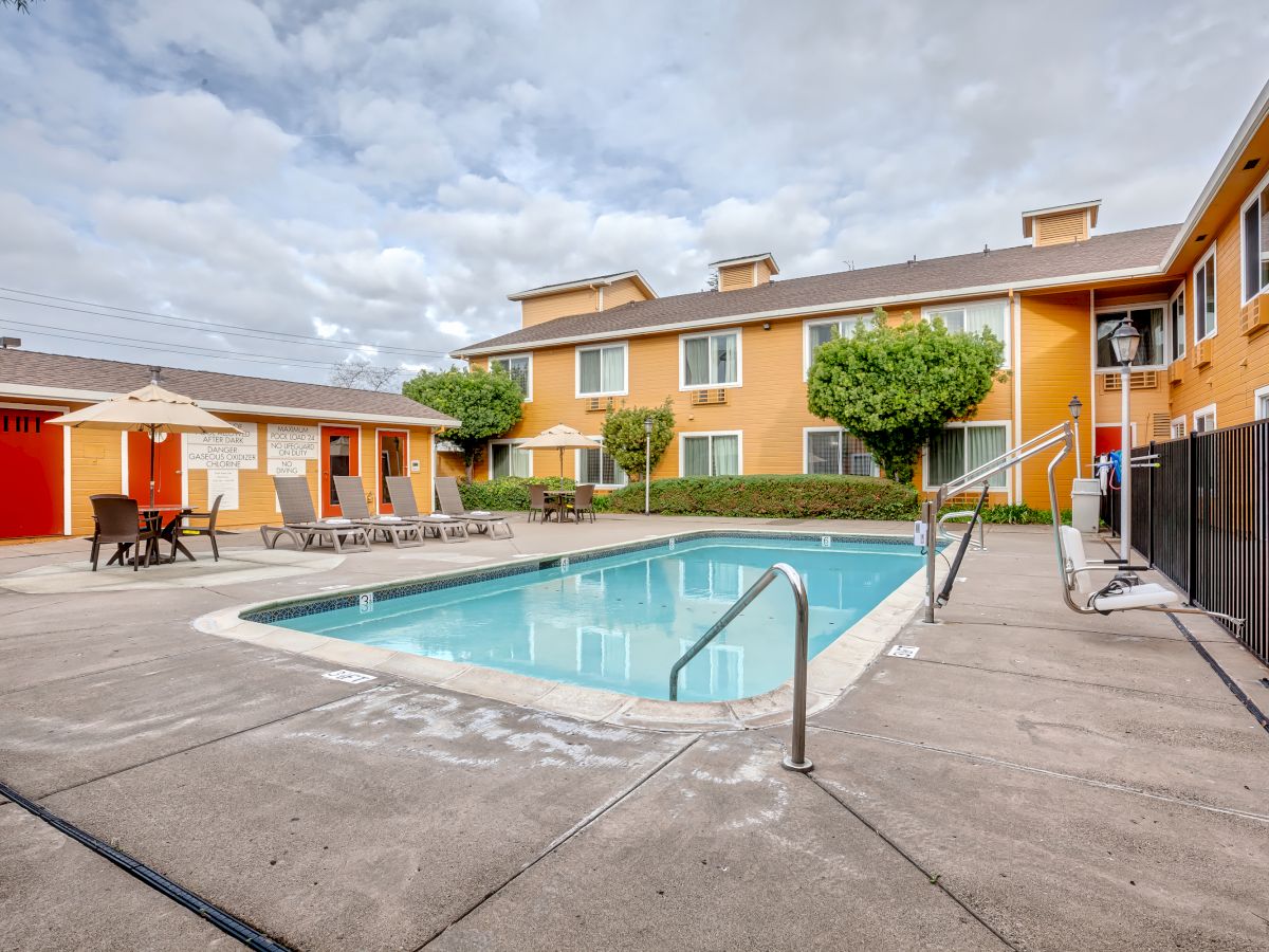 Quality Inn Near Six Flags Discovery Kingdom-Napa Valley