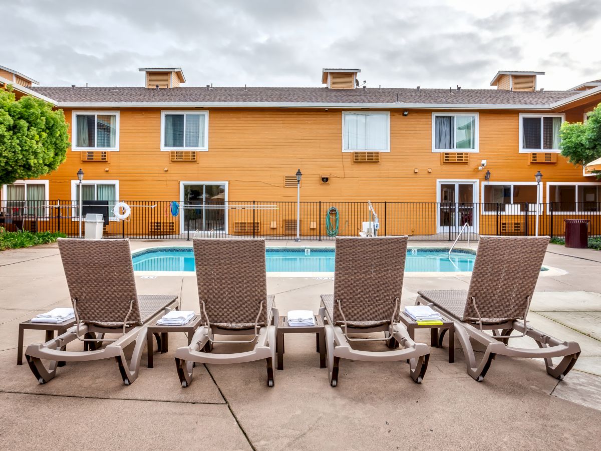 Quality Inn Near Six Flags Discovery Kingdom-Napa Valley