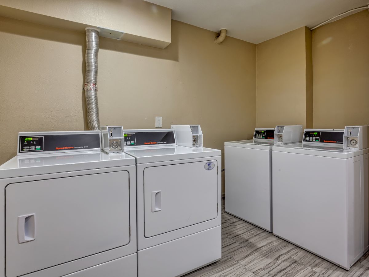 Quality Inn Near Six Flags Discovery Kingdom-Napa Valley
