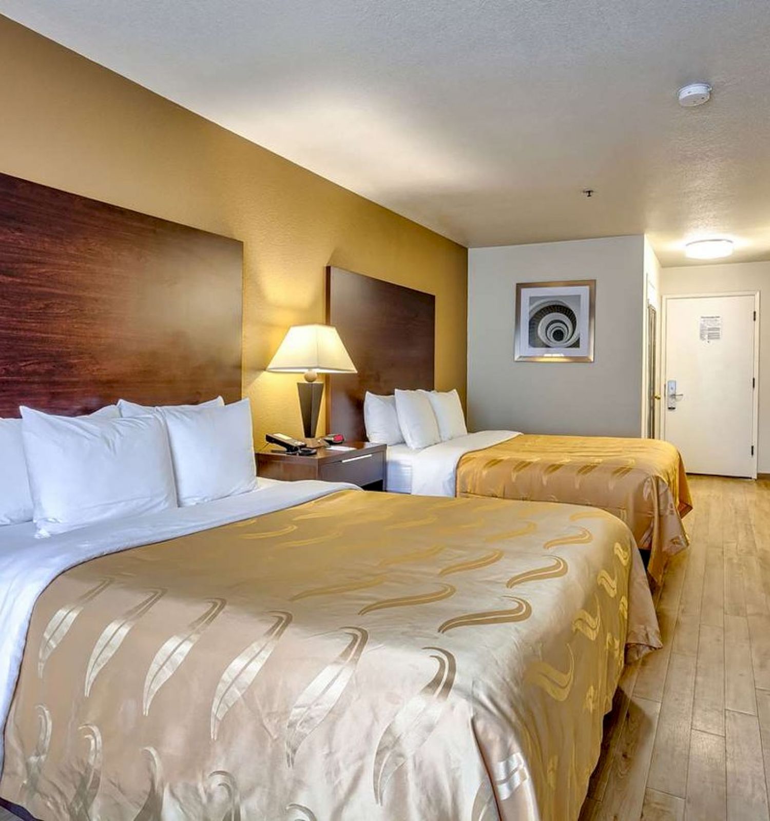 Quality Inn Near Six Flags Discovery Kingdom-Napa Valley