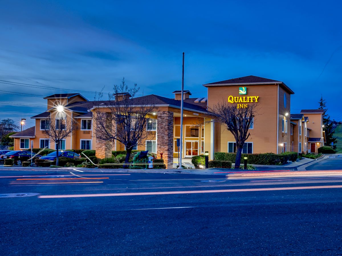Quality Inn Near Six Flags Discovery Kingdom-Napa Valley