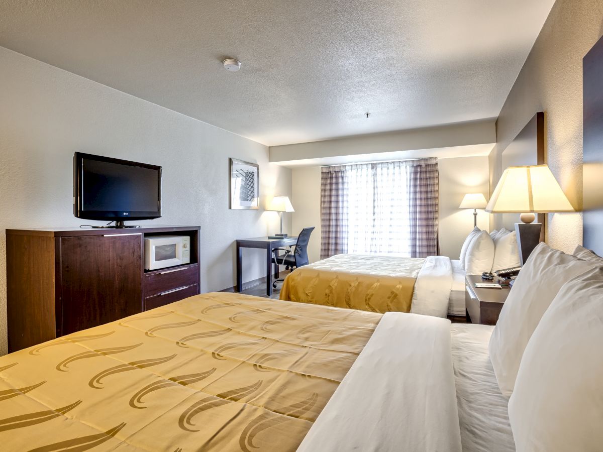 Quality Inn Near Six Flags Discovery Kingdom-Napa Valley
